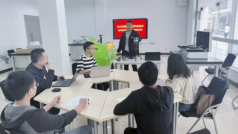 职业培训加盟费用：揭秘背后的成本构成与投资逻辑